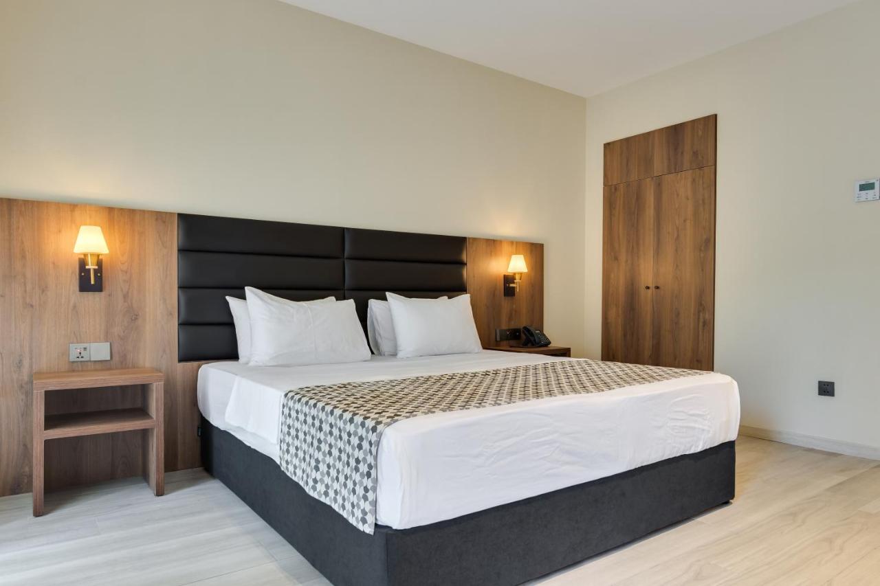 Eleven Inn Tbilisi Bagian luar foto